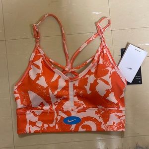 New with tags. Women’s Nike sports bra, size XS.